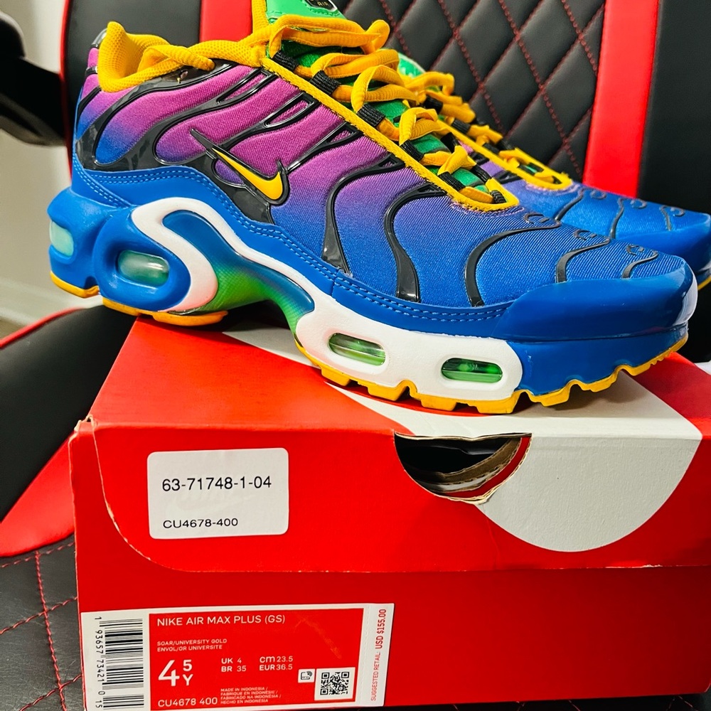 Nike Air Max Plus “Soar/University Gold” 4.5Y GS